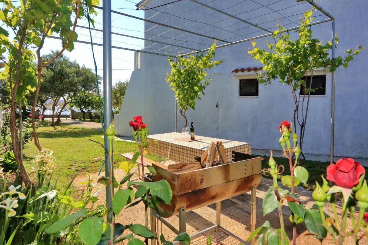 Apartments Vala Bibinje Ngoại thất bức ảnh